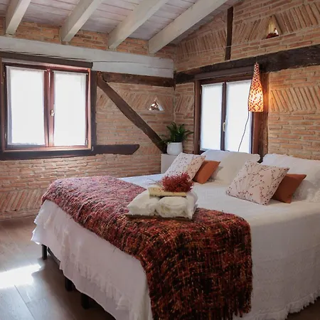 Kır Evi Aista Landetxea