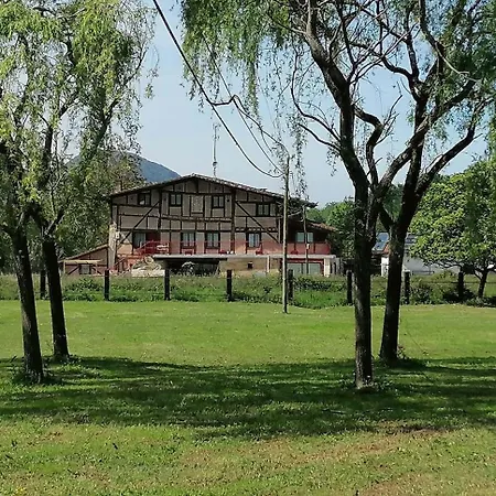 Aista Landetxea Kır Evi