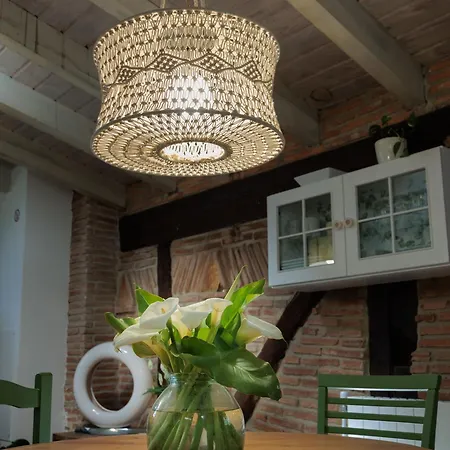 Aista Landetxea Kır Evi *