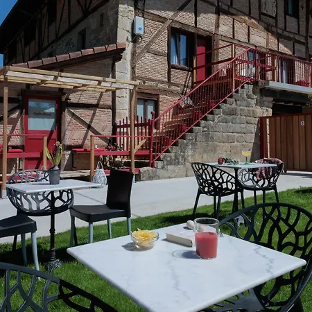 Aista Landetxea Country house